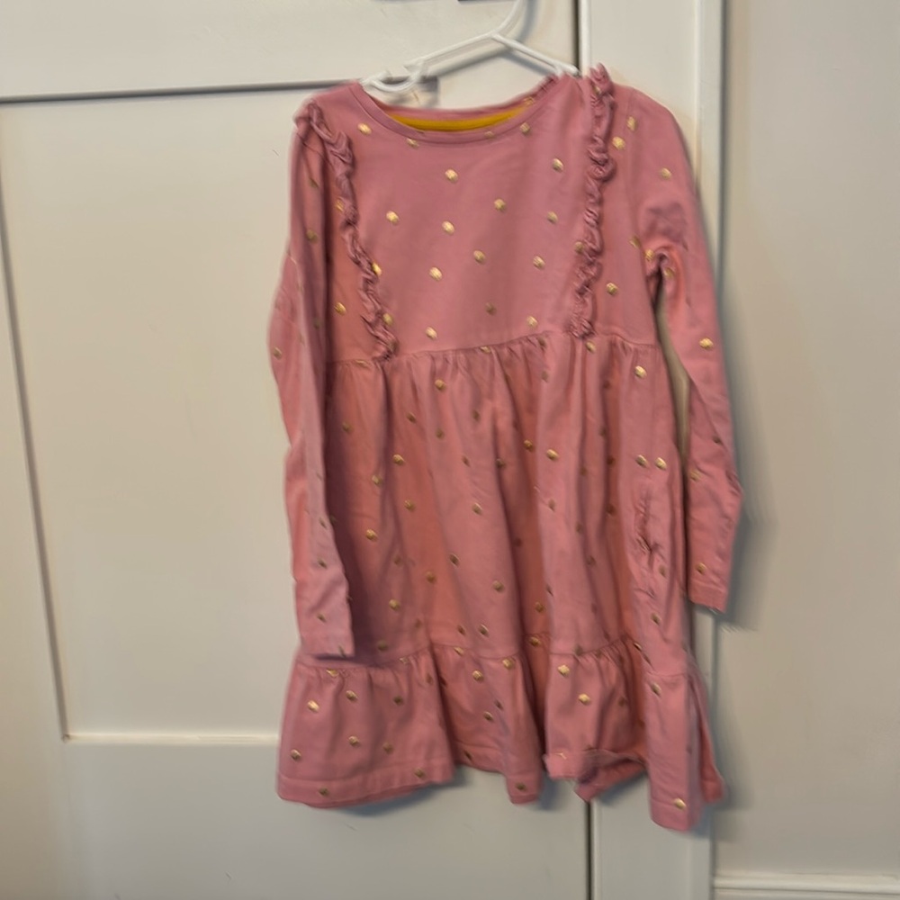 Mini Boden dress, pink with gold polka dots. Jersey/knit. Size 7/8. Pockets.